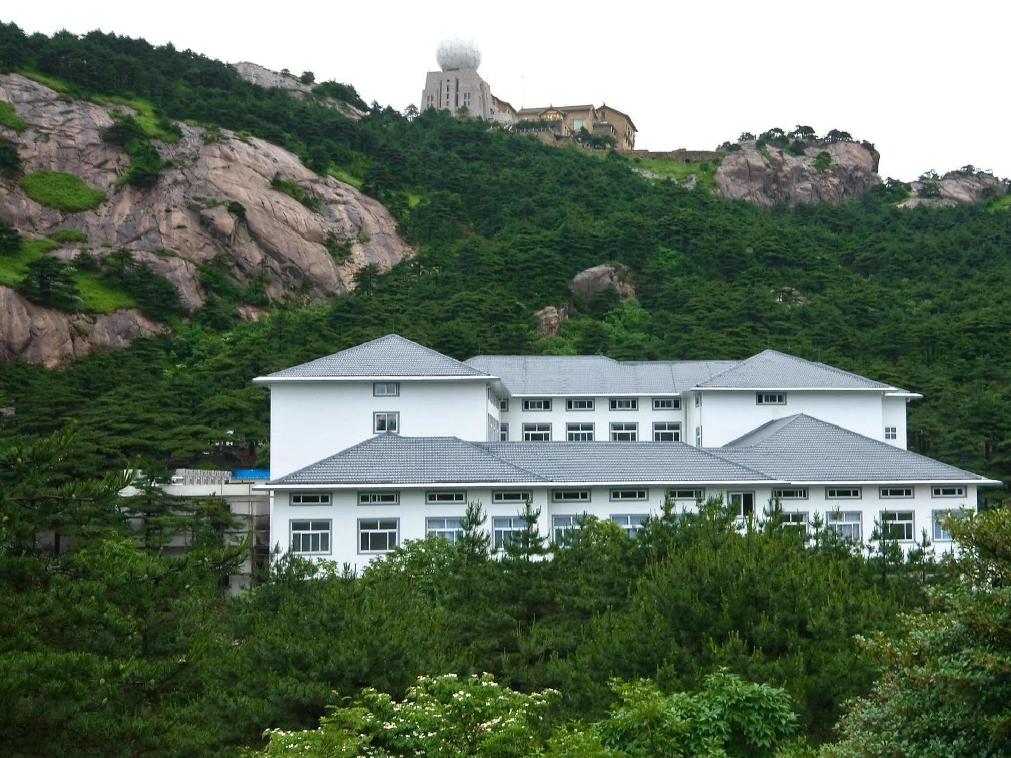 Huangshan Baiyun Hotel Exterior photo